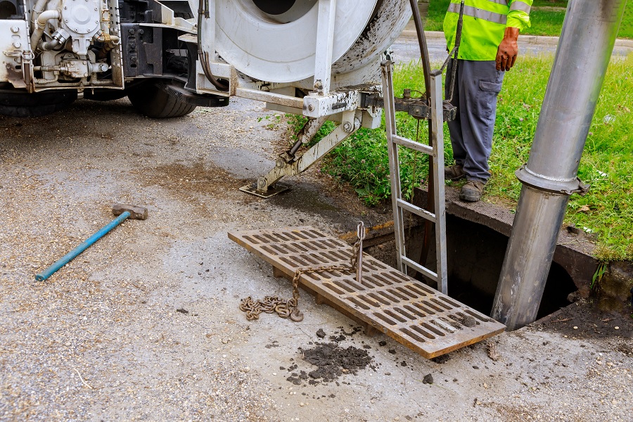 sewer line cleaning